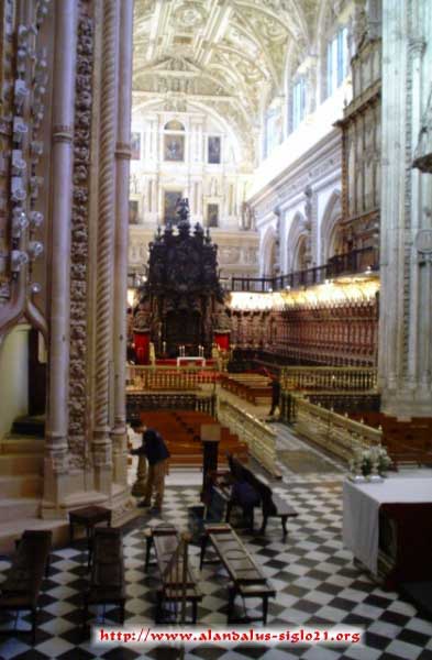 Vista general del Altar Mayor de la Mezquita Catedral de Crsoba
