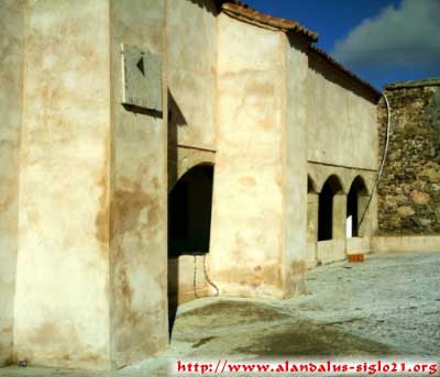 Reloj solar vertical que declina al Sureste